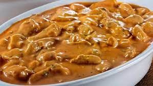 STROGONOFF DE CARNE