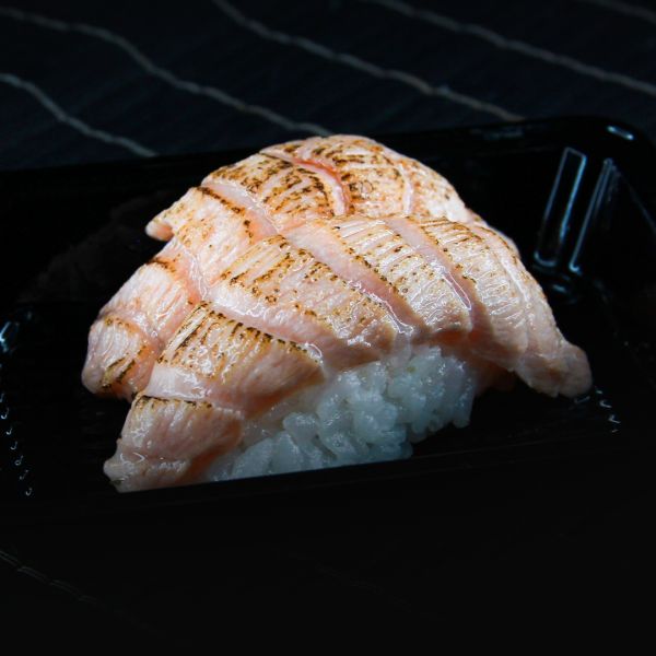 Niguiri Salmão Selado - 4 pçs