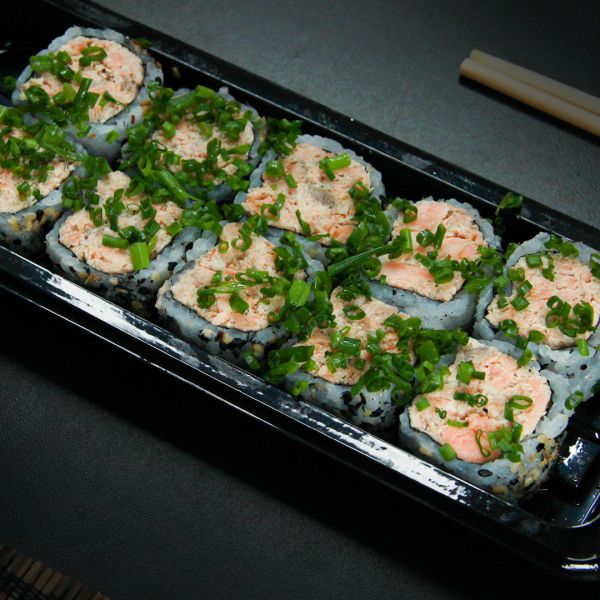 Uramaki Pastinha de Salmão Grelhado - 10 pçs
