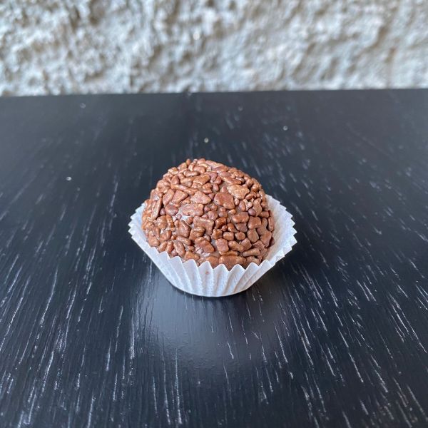 Brigadeiro caseiro preto