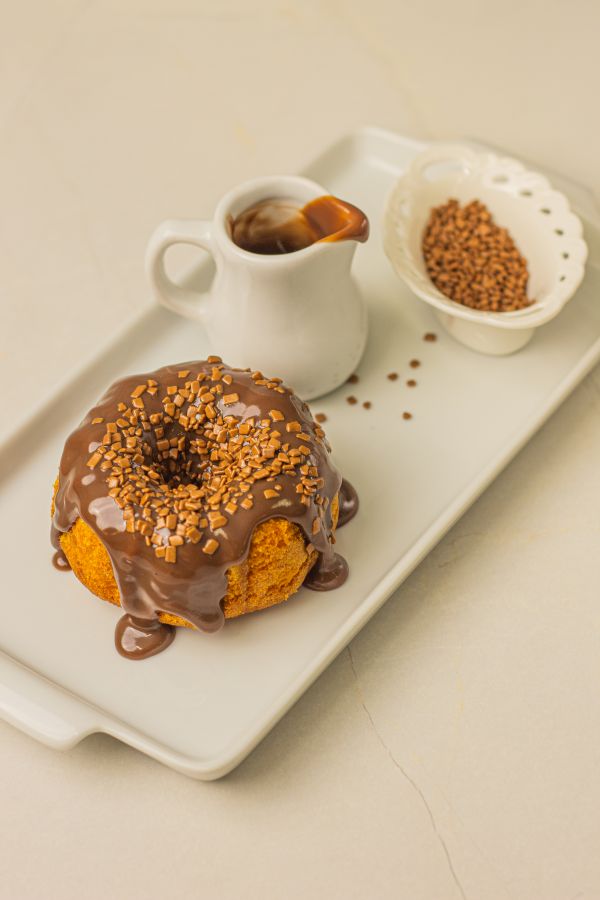 Mini Vulcão Cenoura c/ Calda de Brigadeiro