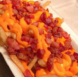 Batata com Cheddar e Bacon
