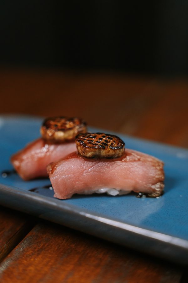 Niguiri de atum com foie gras