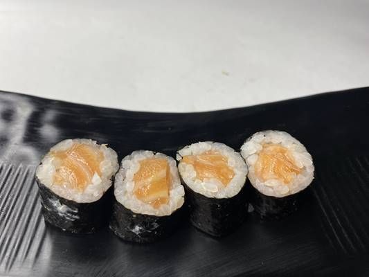 Hossomaki de Salmão (4 Peças)