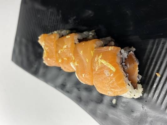 Uramaki Dragon Especial (4 Peças)
