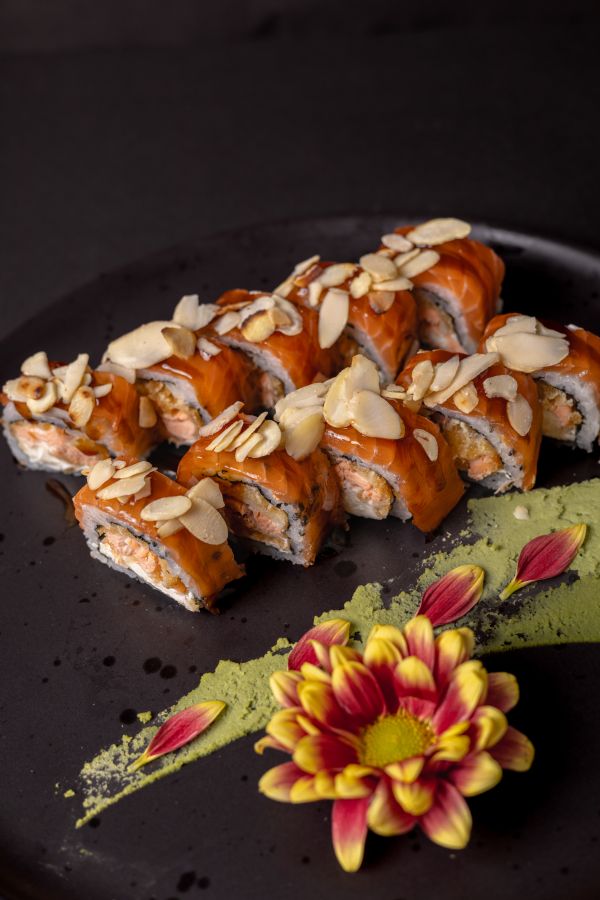 Uramaki Hikari roll ( 10 un)