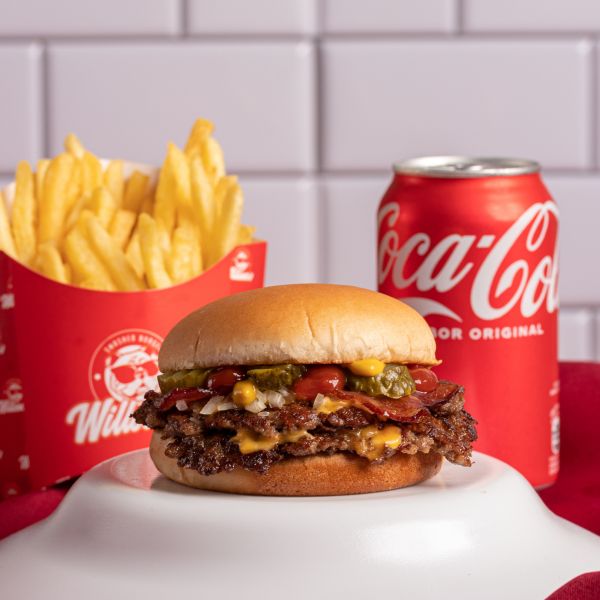 Classic Bacon + 1 Fritas + 1 Bebida