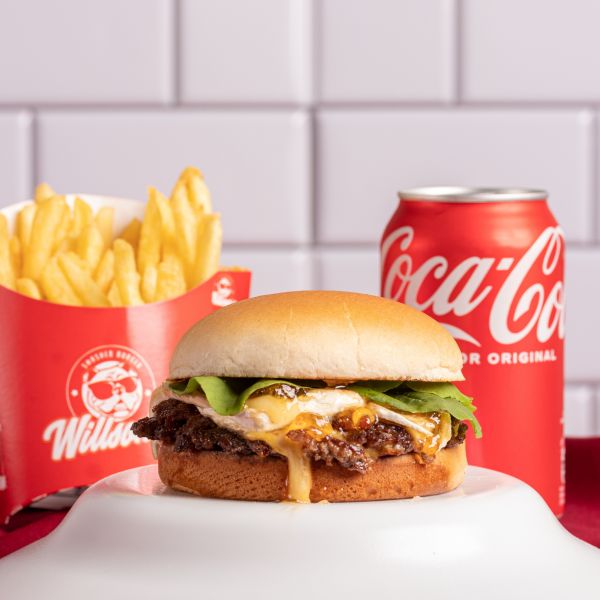 Fresh Burger + 1 Fritas + 1 Bebida