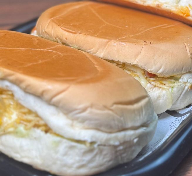 02 Hot Dogs