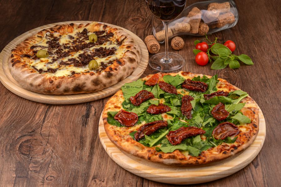 PIZZA FAMILIA + BORDA + SABORES ESPECIAIS (12 fatias) - (4 sabores)