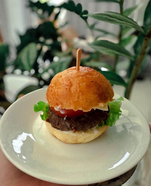 MINI HAMBÚRGUER CARNE