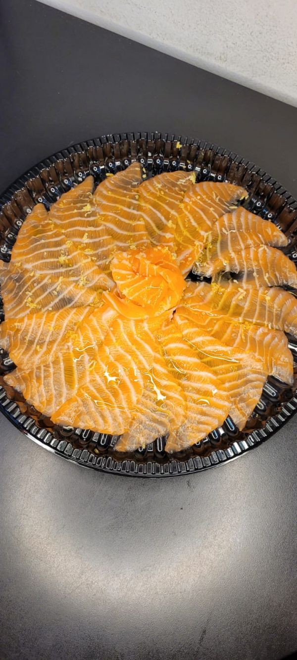 Carpaccio de Salmão 20 peças
