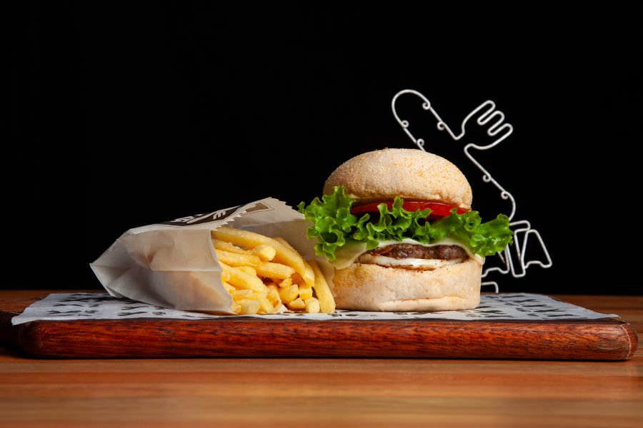 Na Latinha Burguer