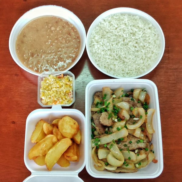 Combo de Bife Acebolado